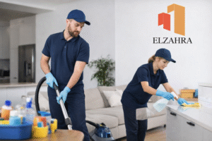 شركة تنظيف بحي الروضة – نجران أثناء تنفيذ أعمال تنظيف المنازل باستخدام معدات تنظيف حديثة داخل المنزل