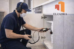 شركة كشف تسربات المياه بحي الروضة – نجران أثناء كشف التسربات بدون تكسير أسفل الأحواض باستخدام أجهزة فحص حديثة